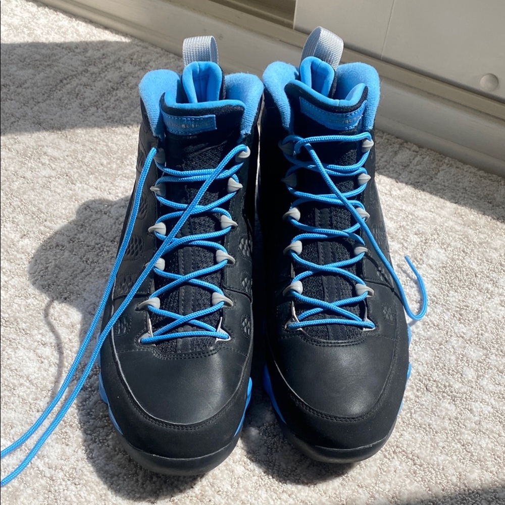 Jordan Black and Blue Athletic High-Top Sneakers Slim Jenkins Mystics Retro 9
